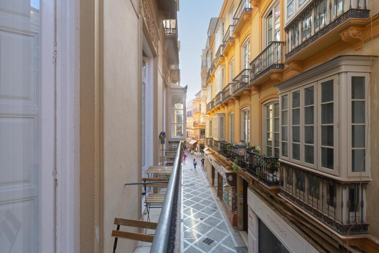 Puerta De Larios: Central Three-Bedroom Apartment With Balconies And Patio Malaga Exterior photo
