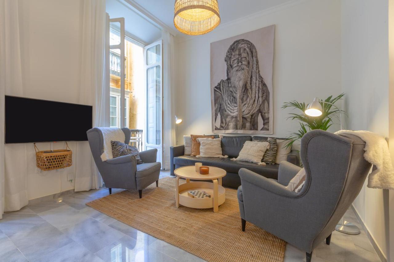 Puerta De Larios: Central Three-Bedroom Apartment With Balconies And Patio Malaga Exterior photo